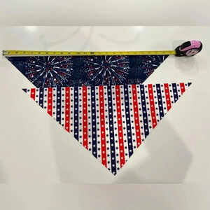 NEW without tag (NWOT) Dog (pet) Bandanna pack of 2